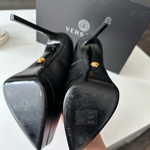 Versace Black Leather Gold Tone Medusa Palazzo Platform heel - Picture 3 of 4